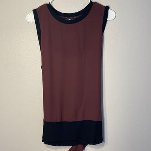 Tie in the back tank